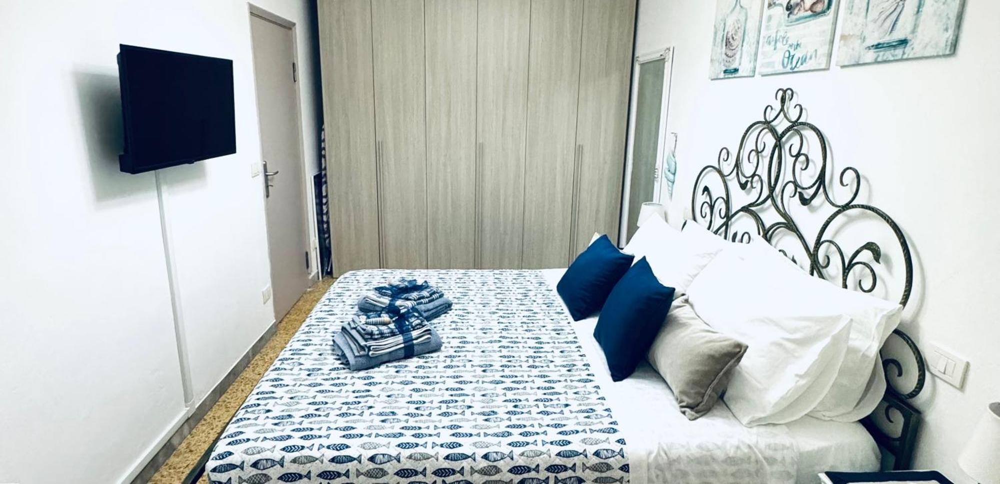 Casa Giro Apartment Carrara Luaran gambar
