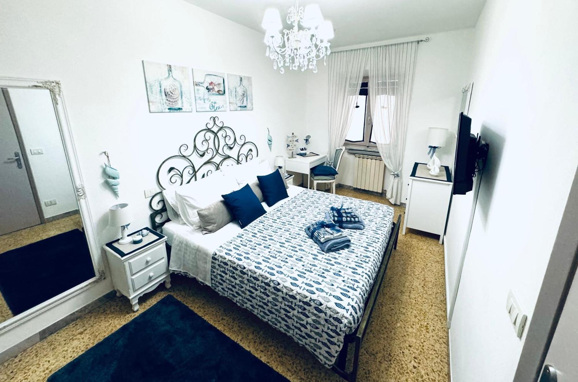 Casa Giro Apartment Carrara Luaran gambar